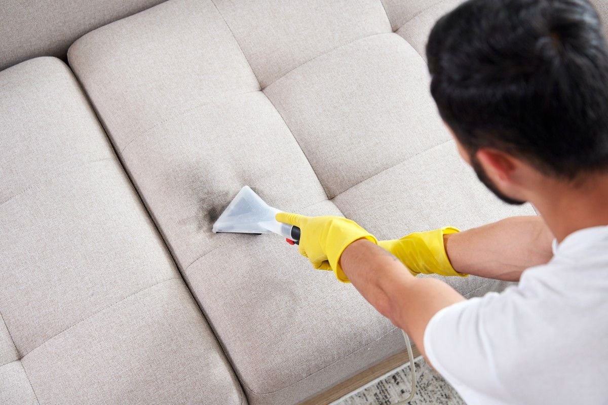 Limpieza de sofa elche y alicante